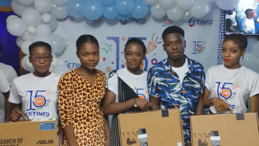 Haïti : 3 étudiants du CETINFO bénéficient des ordinateurs à l'occasion de la célébration de ses 15 ans