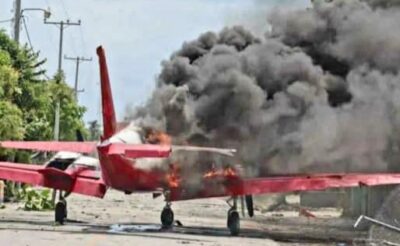 Un petit avion incendié par des manifestants en colère aux Cayes