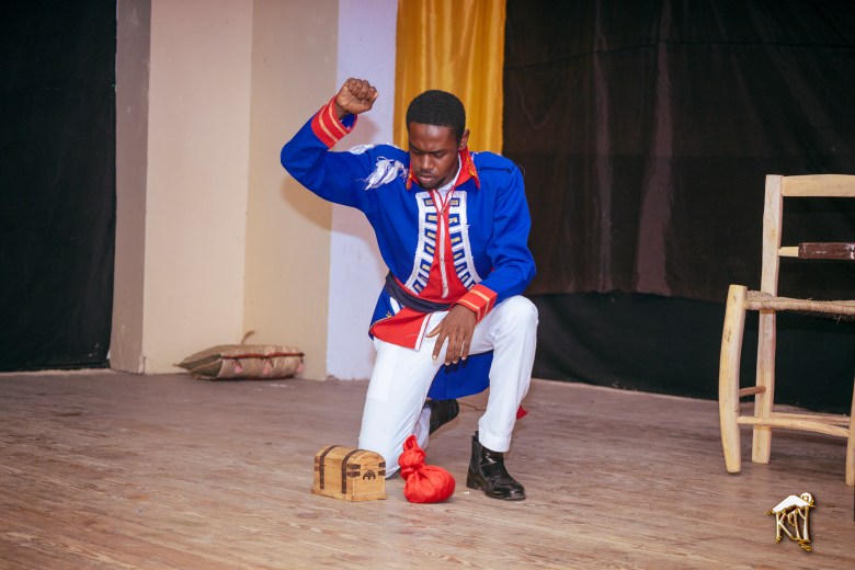 Le général Yayou se rend chez Euphémie Daguilh pour connaître le secret confié à Dessalines, en contestant qu’il aurait échangé la boîte contenant son âme.