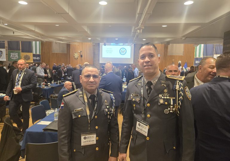 Police Nationale Dominicaine Participe à l'Opération Sentinel à New York