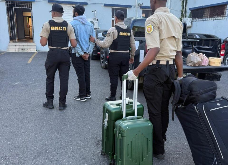 Citoyen américain arrêté à l'aéroport de Puerto Plata avec de la marijuana suspectée