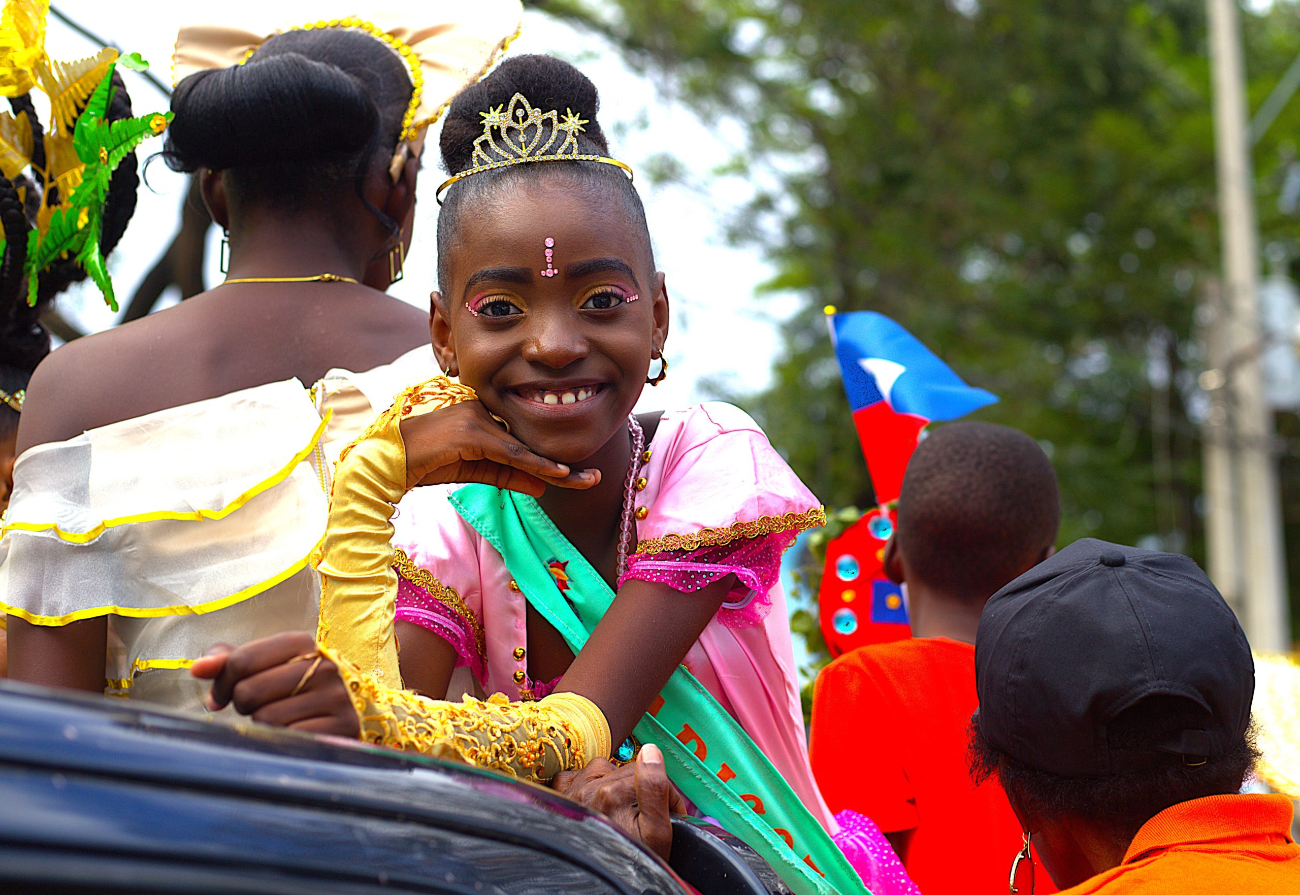 Jeunes filles victorieuses au Carnaval de Cap-Haïtien 2026 : Photos exceptionnelles