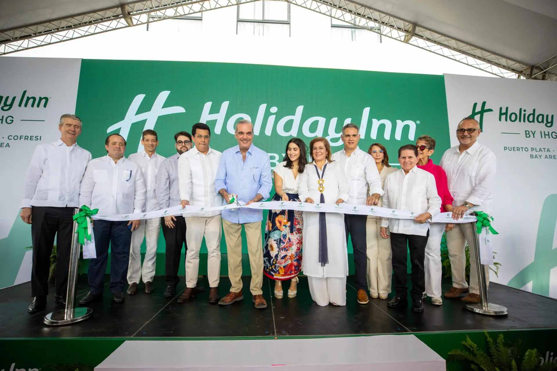 Abinader inaugure l'hôtel Holiday Inn à Puerto Plata : une nouvelle étape touristique en République dominicaine