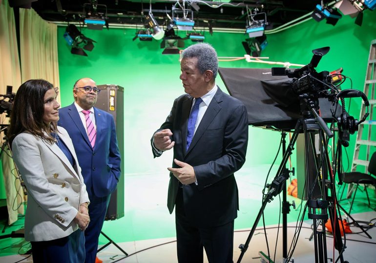 L'ambassadrice des États-Unis Leah Francis Campos effectue sa première visite officielle chez FUNGLODE