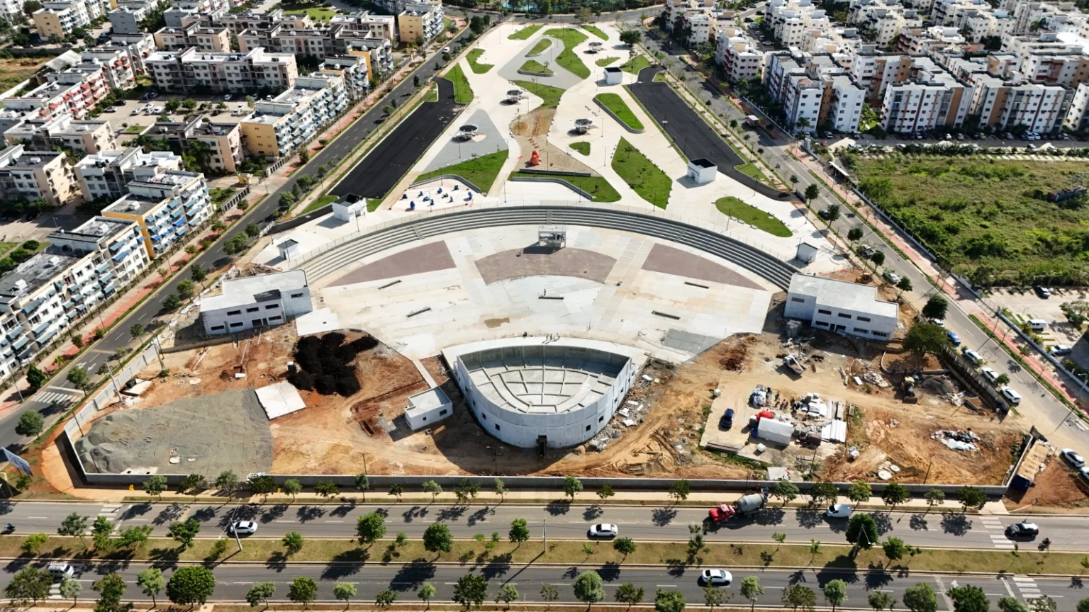 Le président Abinader inaugure l'amphithéâtre La Gaviota à Ciudad Juan Bosch