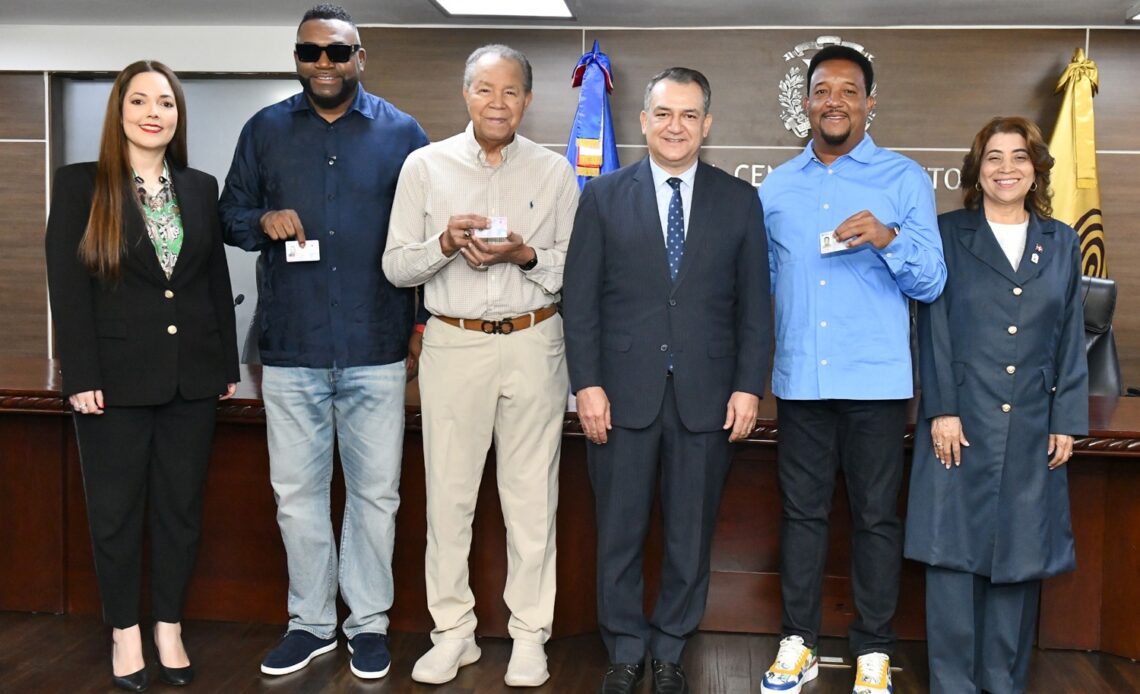 Personnes en situation de handicap et membres du Hall of Fame de Cooperstown reçoivent de nouvelles cartes d'identité