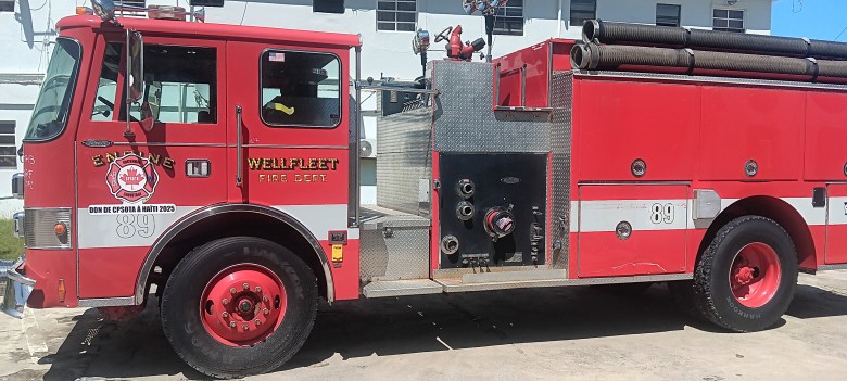 Véhicules de secours offerts à Port-de-Paix par CPTOSA, vu le 26 février 2026. Photo de Kervenson Martial pour The Haitian Times.