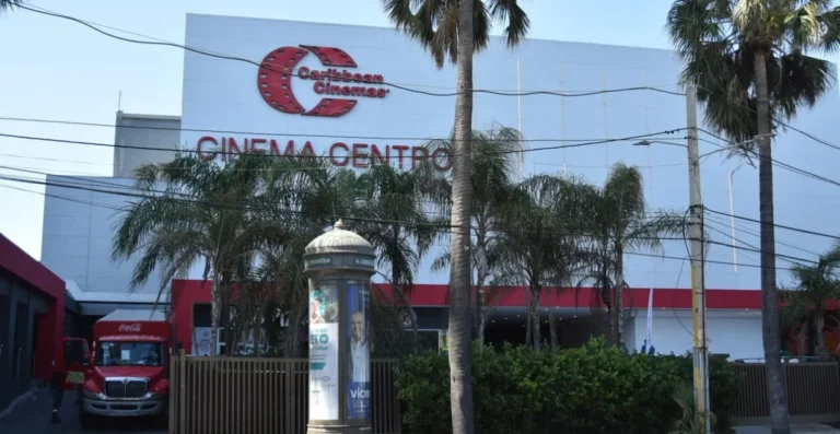 Fermeture du cinéma Caribbean Cinemas au Malecón après un incident violent