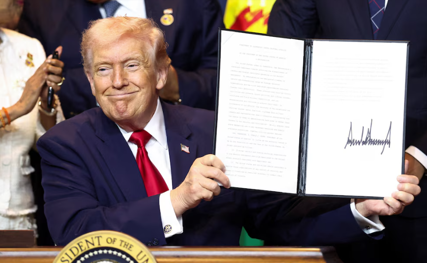 République Dominicaine signe la Charte de Doral lors du Sommet du Shield of the Americas