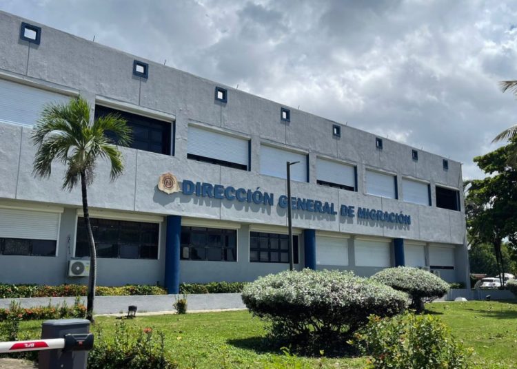 Vénézuéliens et Cubains en tête des nouvelles nationalités en République Dominicaine en 2025