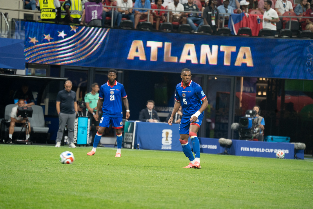 FIFA attribue le premier but d’Haïti à un Marocain, mais les fans continuent de soutenir Lenny Joseph