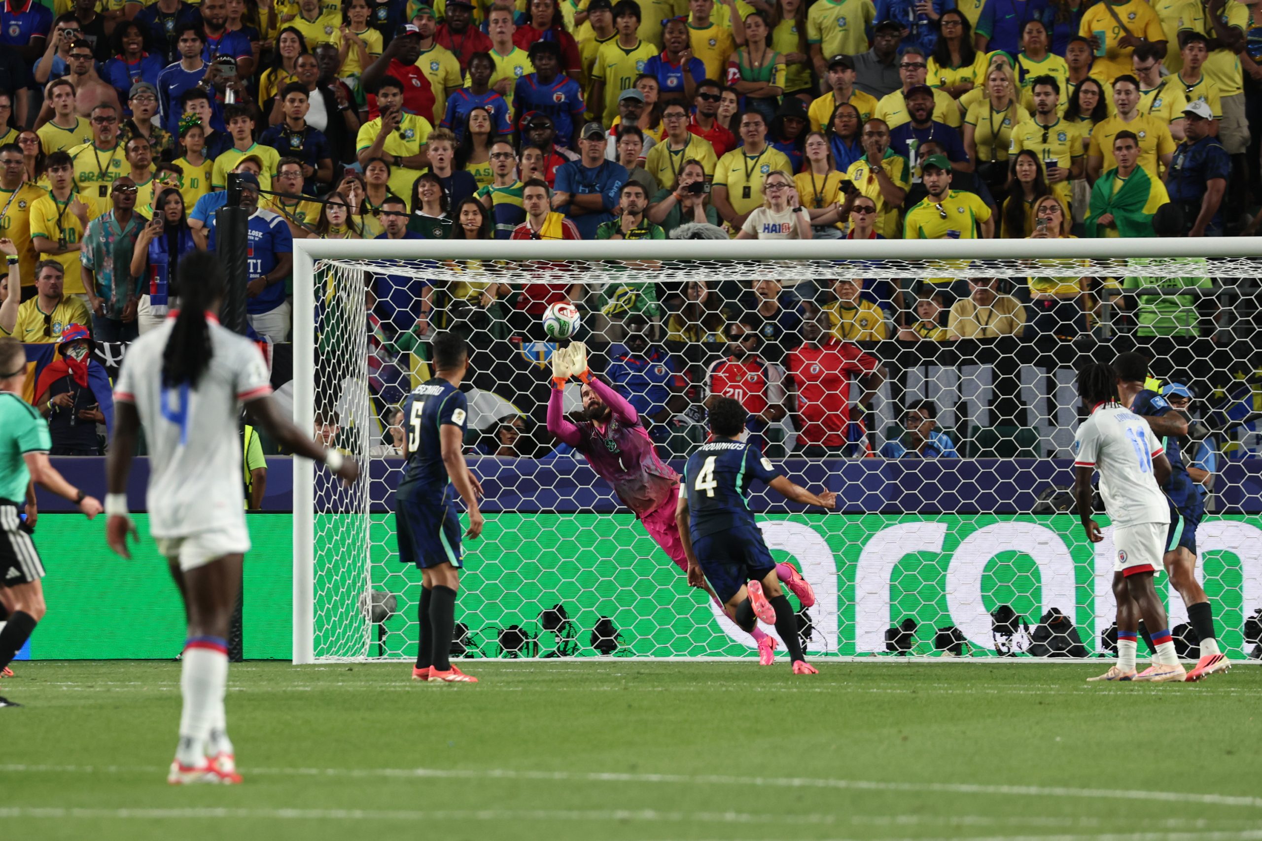 Haïti éliminée de la Coupe du Monde après la phase de groupes suite à une défaite 3-0 face au Brésil