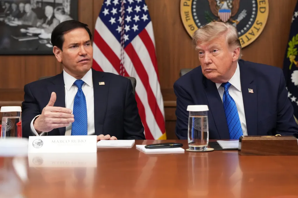 Comment l'administration Trump intensifie sa politique de répression contre les immigrants légaux