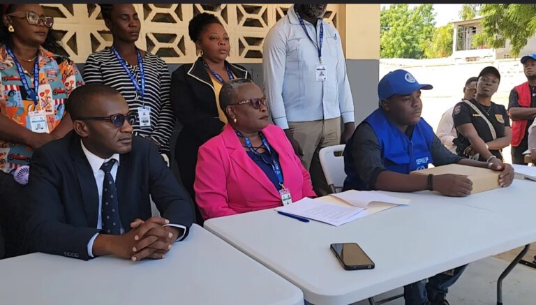 Les habitants du Nord-Est d'Haïti s'inscrivent sur les listes électorales malgré les défis sécuritaires