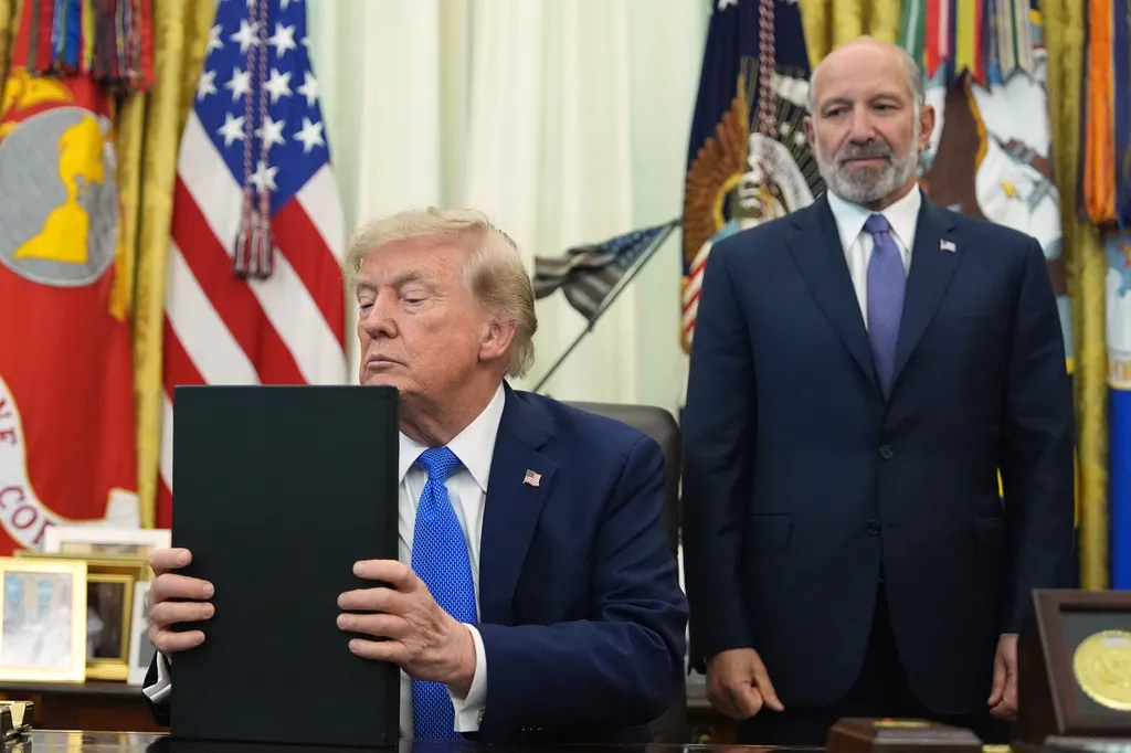 Tout ce qu'il faut savoir sur la nouvelle initiative de Trump pour restreindre la citoyenneté automatique à la naissance